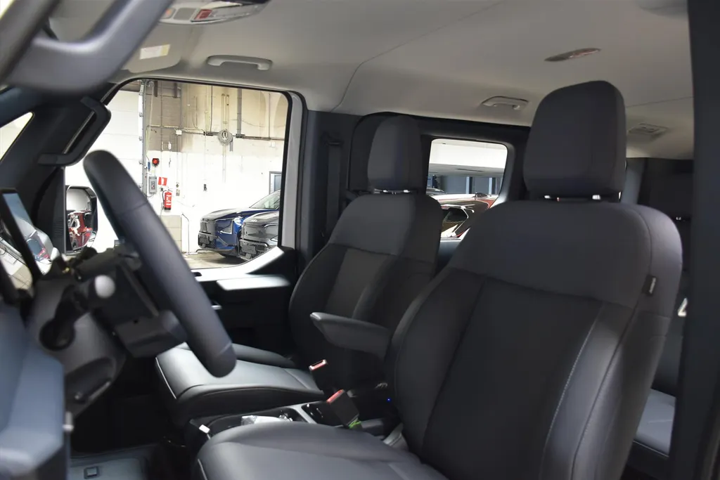 Kia PV5 Passenger 71,2 kWh Plus NIEUW
