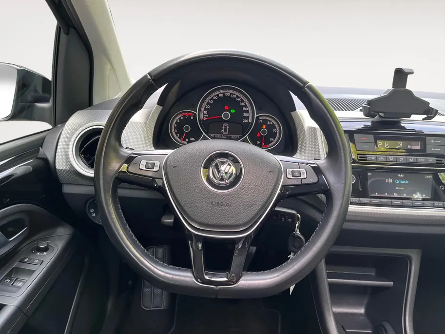 Volkswagen up! 1.0 BMT high up!