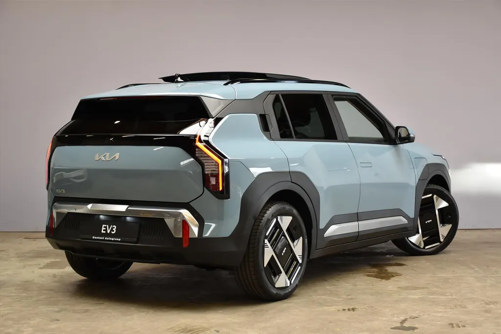 Kia EV3 81,4 kWh 204pk Plus Advanced NIEUW