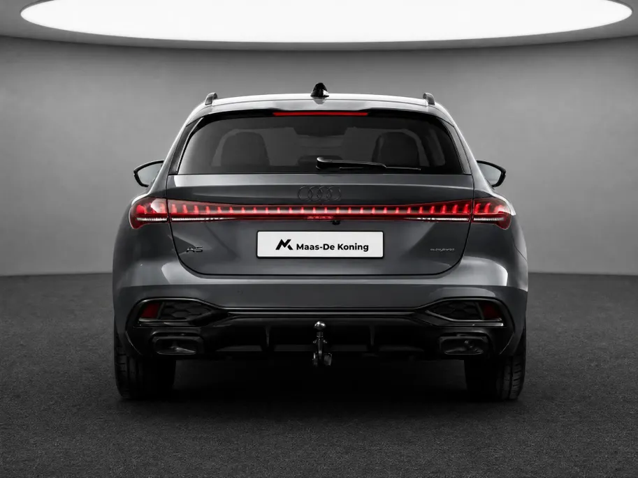 Audi A5 e-hybrid quattro S edition 299 PK · Premium pakket · Optiekpakket zwart · Trekhaak elek. wegklapbaar