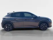 Peugeot 208 1.2 PureTech GT Pack *Navi+Camera*Parkeersensoren*Panoramadak*Stoelverwarming*Climate Control*Cruise Control*Leuke auto!
