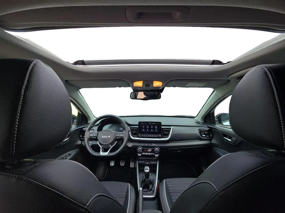 Kia Stonic 1.0 T-GDi MHEV GT-PlusLine | Hoge zit | Apple CarPlay Android Auto | Trekhaak | Stoel & stuurverwarming | Fietsendrager inclusief |