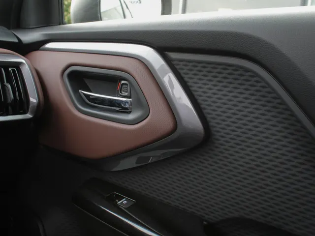 Suzuki e Vitara Style 61 kWh | € 2000,- Voordeel! | Alle kleuren leverbaar!