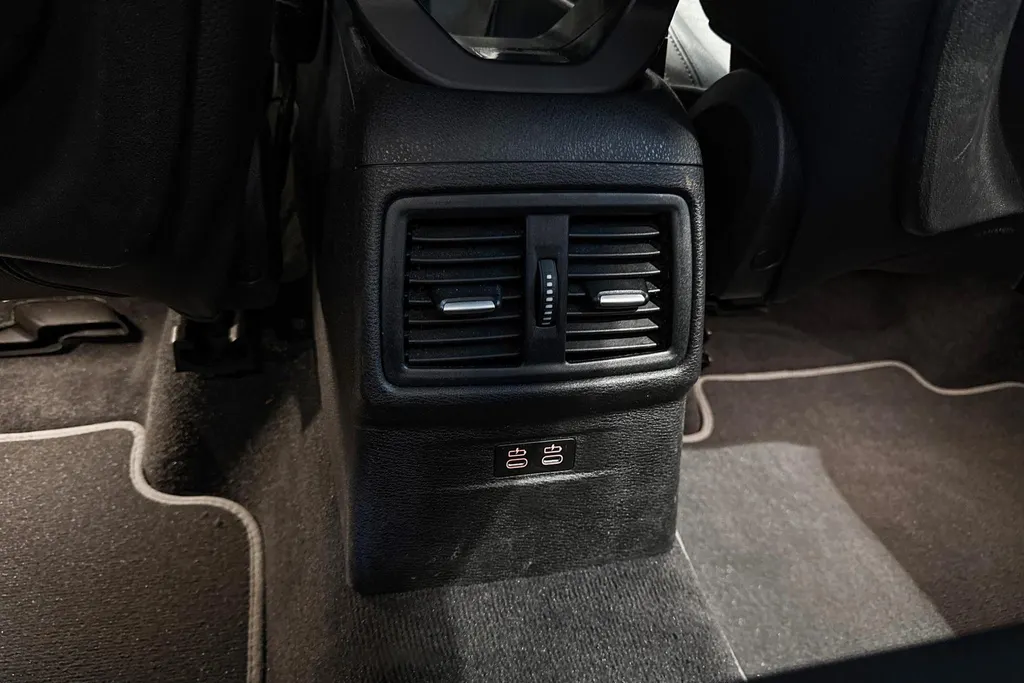 BMW X1 sDrive20i Business Edition Plus