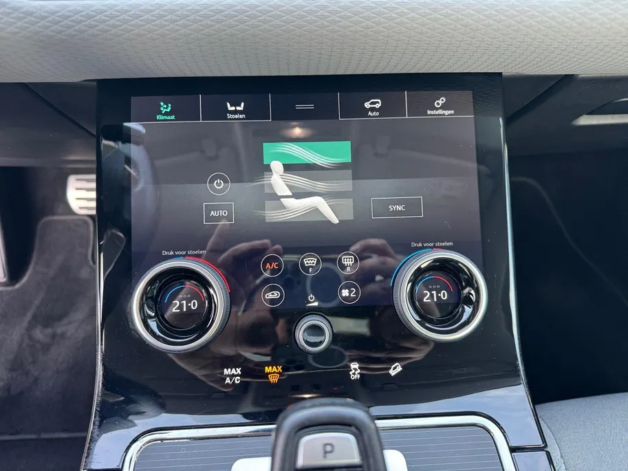 Land Rover Range Rover Evoque 2.0 P200 AWD S | 1e Eigenaar | Panoramadak | Stuurverwarming | Achteruitrijcamera | Elektr. Achterklep |