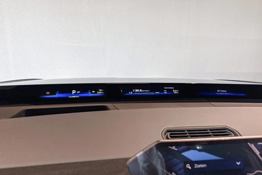 BMW iX3 50 xDrive 113 kWh