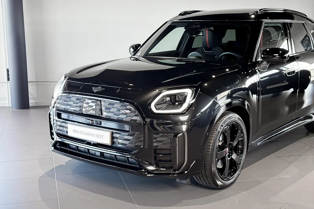 MINI Countryman Electric SE ALL4 John Cooper Works