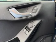 Ford Fiesta 1.1 Trend | Trekhaak | All Season Banden | Parkeersensoren Achter | Navigatie | Cruise Control | Voorruitverwarming | Airco | Apple Carplay & Android Auto | Bovag Garantie