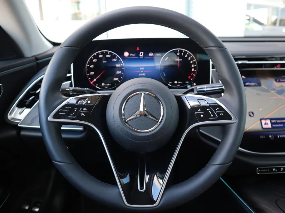 Mercedes-Benz E-Klasse 300 e Luxury Line