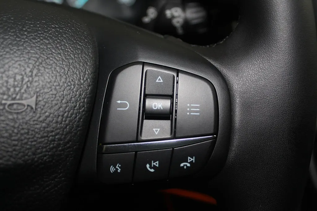 Ford Transit 350 2.0 TDCI L3H2 Trend * Trekhaak *