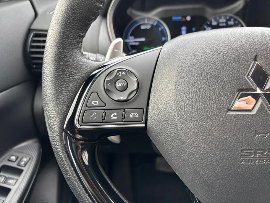 Mitsubishi Eclipse Cross 2.4 PHEV Executive | 360 CAMERA | STOELVERWARMING | APPLE CARPLAY / ANDROID AUTO | GARANTIE 2031