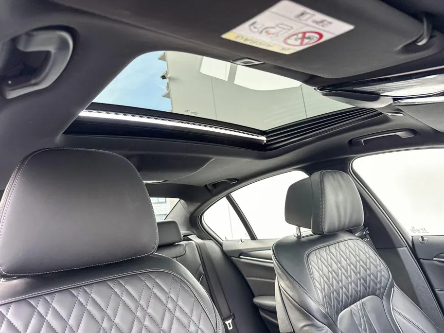 BMW 5 Serie Sedan 530e M-Sport