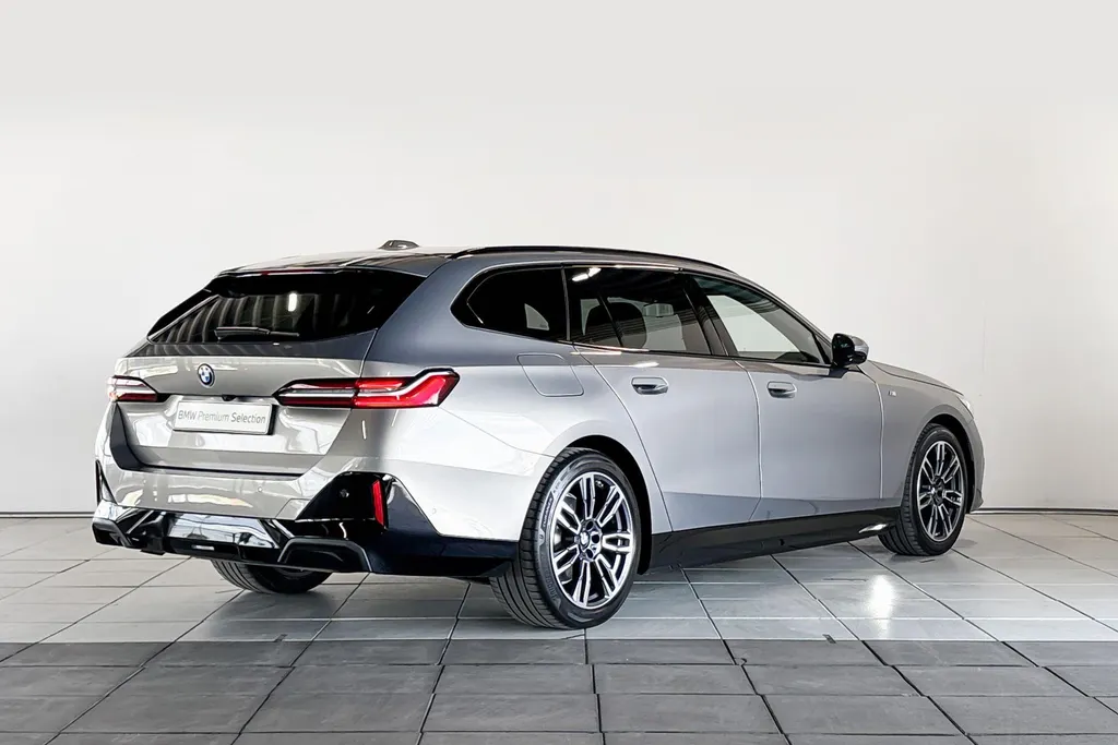 BMW 5 Serie Touring 530e M Sport Edition
