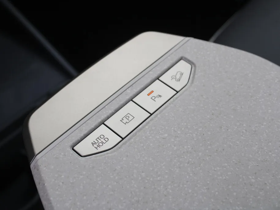 Kia EV3 GT-PlusLine 81.4 kWh | Stuur-/stoelverwarming + ventilatie | Camera rondom | Schuifdak | Leer | HUD | Elek. stoelverstelling + achterklep |