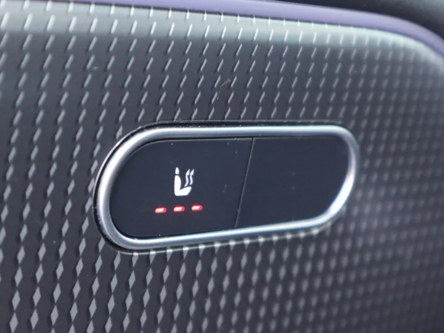 Mercedes-Benz EQA 250 Business Solution Luxury 67 kWh l Keyless l Panoramadak l Stoelverwarming