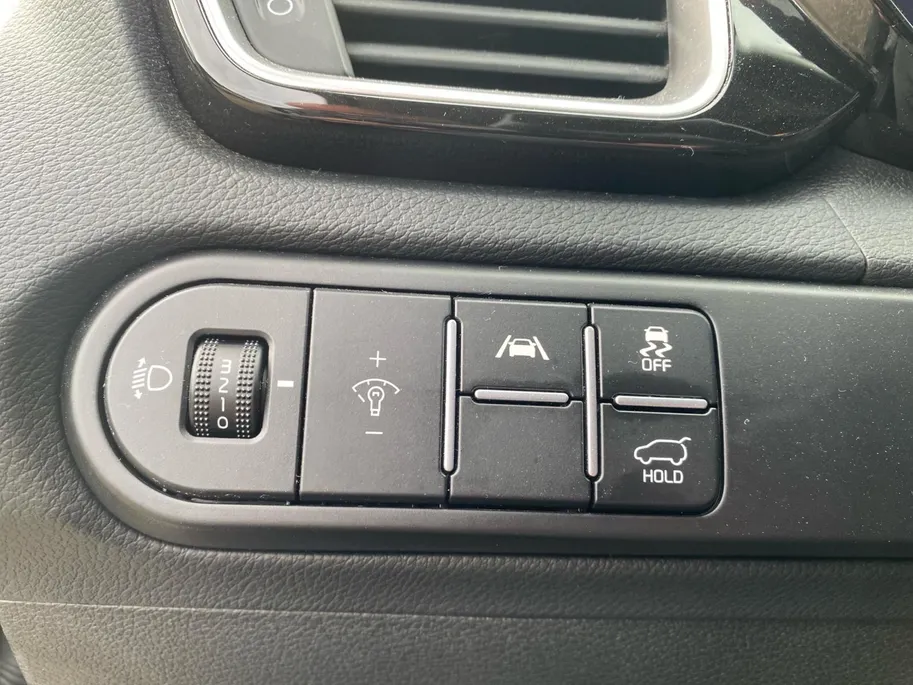 Kia Ceed Sportswagon 1.5T DynamicPlusLine | Automaat | Stoel + stuur verwarming | Navigatie | Climate control | Elektrische achterklep