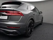 Audi Q8 55 TFSIe 381pk Tiptronic Quattro Pro Line S · Panoramadak · 360 Camera · Wegklapbare Trekhaak · Apple/Android Car Play · Luchtvering · 23'' Inch ·