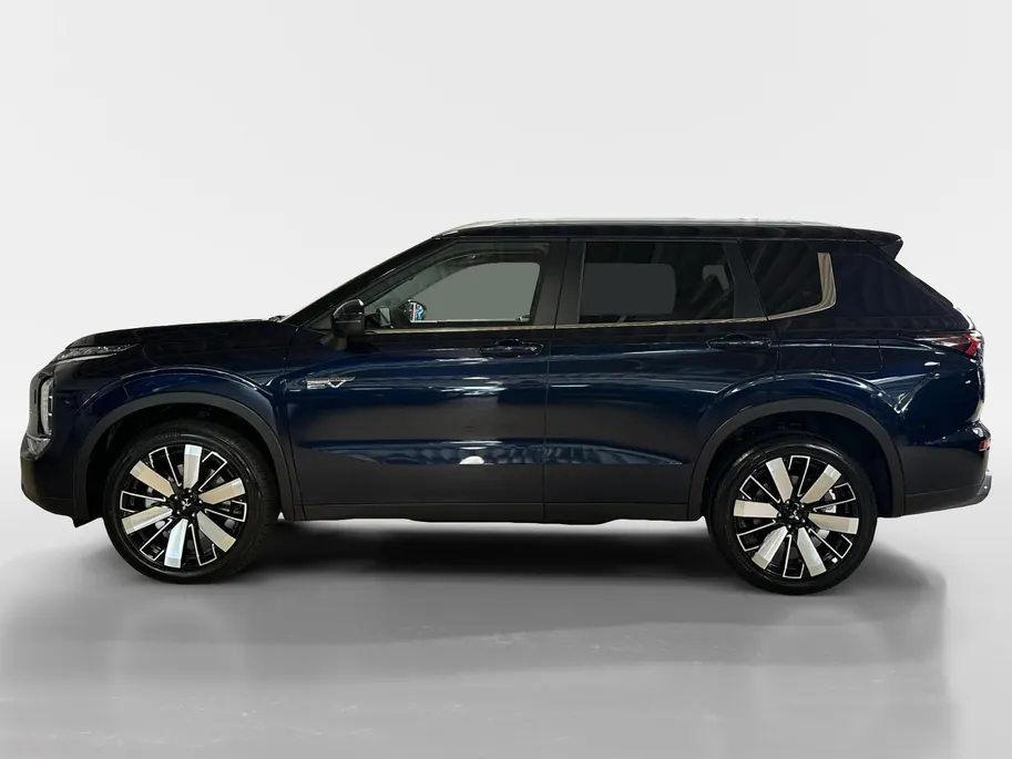 Mitsubishi Outlander 2.4 PHEV First Edition | 6000 EURO KORTING | NU DIRECT LEVEBAAR | 8 JAAR GARANTIE |