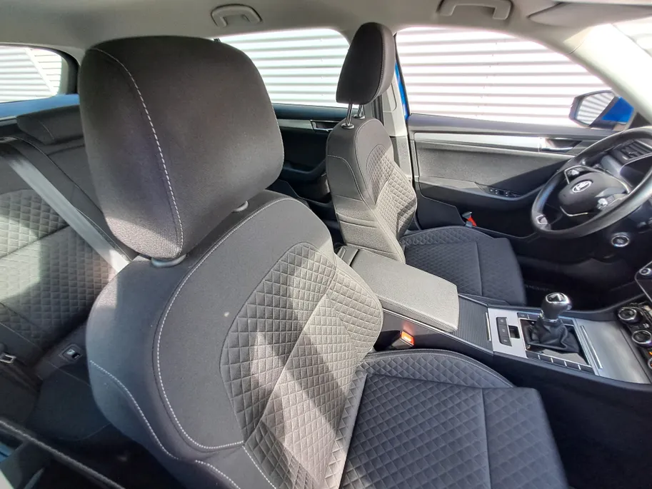 Škoda Superb Combi 1.5 TSI ACT Business Edition AUTOMAAT | Navigatie | Apple Carplay/Android Auto | Cruise / Sensoren