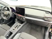 CUPRA Leon 1.5 PHEV Business 204PK AUTOMAAT | Elektrische actieradius tot 125km WLTP | Navigatie | Apple Carplay & Android Auto | Adaptive Cruise Control | Climate Control | Parkeersensoren voor & achter | 18'' Lichtmetalen velgen | Strakke auto