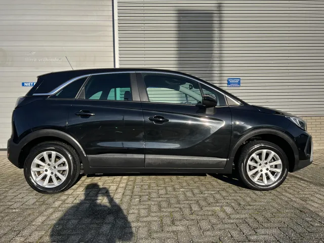 Opel Crossland 1.2 Turbo Elegance Automaat | Trekhaak | All Season Banden | Apple Carplay & Android Auto | Climate Control