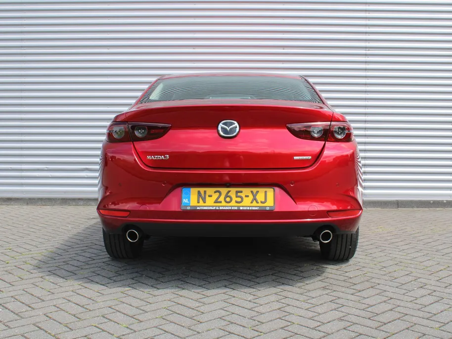 Mazda 3 2.0 e-SkyActiv-G M Hybrid 122 Comfort | Stuur-/stoelverwarming | Camera | Cruise adapt. | Clima | 16' LM | HUD | LED | Dodehoek detectie |