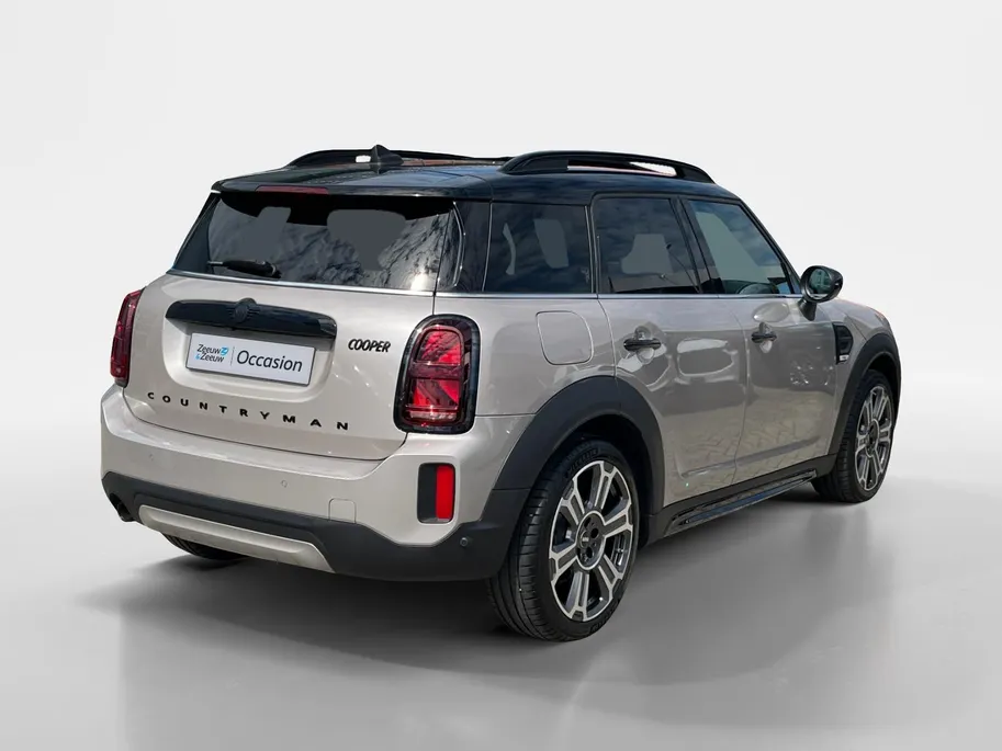 MINI Countryman 1.5 Cooper MINI Yours |achteruitrijcamera| Extra getint glas |Cruise control adaptief| Comfortstoel(en)| Lederen bekleding| 12 maanden Bovag Garantie|