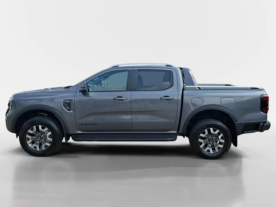 Ford Ranger Wildtrak 2.3 PHEV 279pk 10-traps automaat | 5 persoons | GRIJS kenteken | 0,99% rente | Trekhaak | Leder | Direct leverbaar