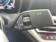 BMW 3 Serie 320e Business Edition Plus *Automaat*Navigatie*Parkeersensoren*Carplay*Lederen bekleding*Stoelverwarming*LM.Velgen*Zeer nette auto!