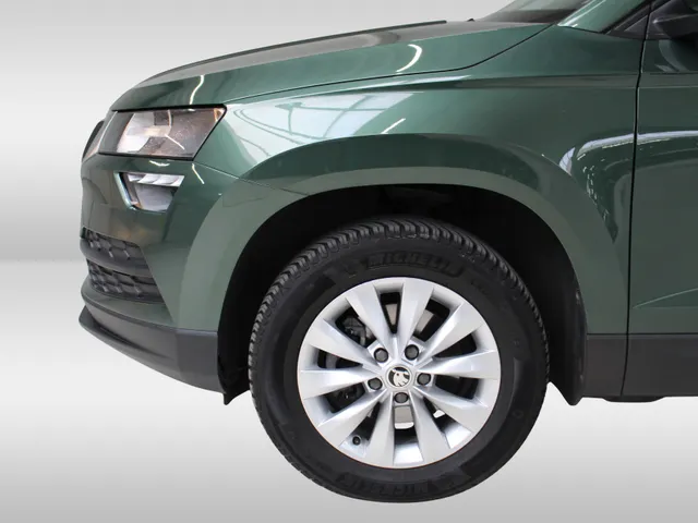 Škoda Karoq 1.0 TSI Business Edition Navigatie | Parkeersensoren | Cruise Control |