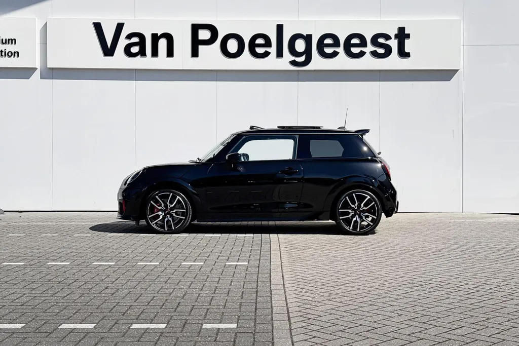 MINI Cooper 3-deurs 2.0 JCW