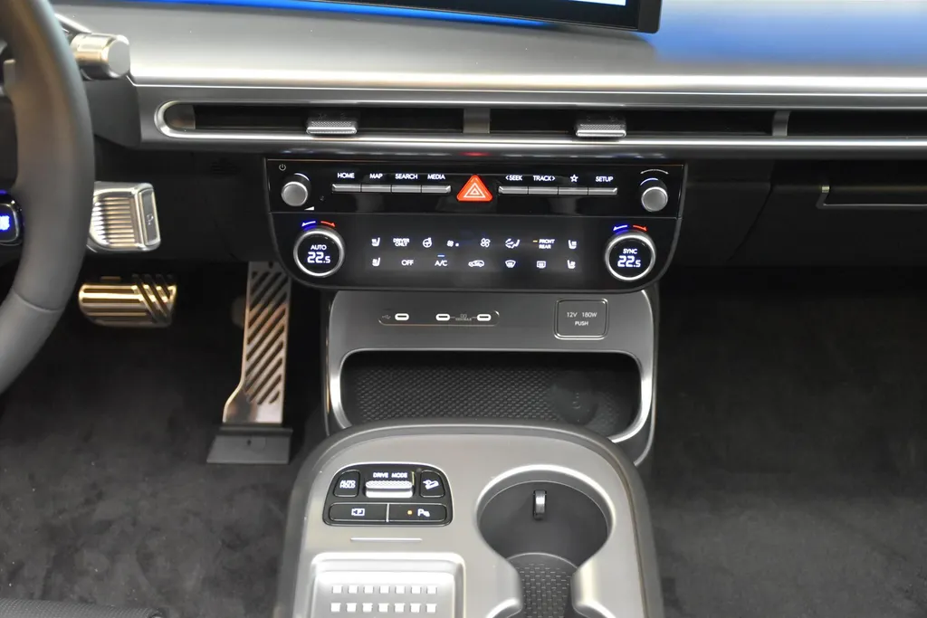 Hyundai IONIQ 9 110,3 kWh 218pk RWD Connect+
