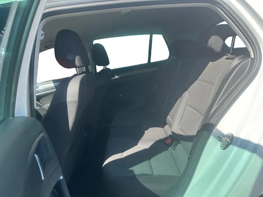 Volkswagen Golf 1.0 TSI Comfortline | Automaat | Carplay | keyless| Cruise | Camera |