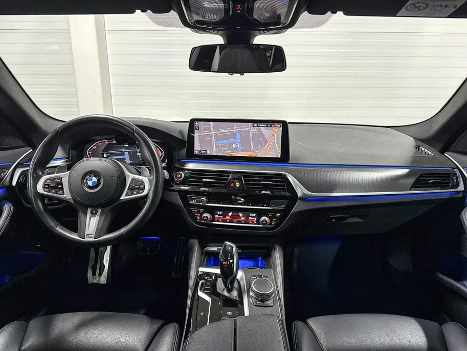 BMW 5 Serie Touring 540i xDrive High Executive