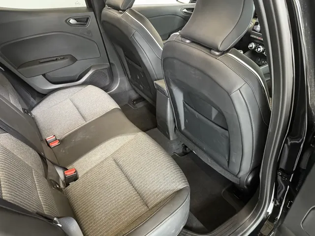 Mitsubishi Colt 1.0T MT First Ed.