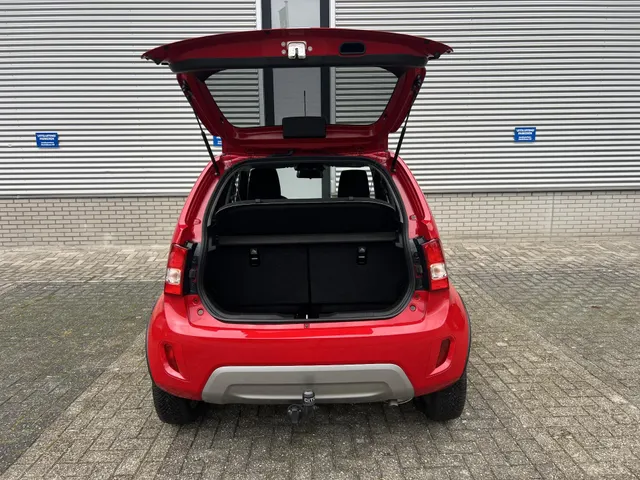 Suzuki Ignis 1.2 Smart Hybrid Select Automaat | Trekhaak | All Season Banden | Airco | 16' LM Velgen | Apple Carplay & Android Auto