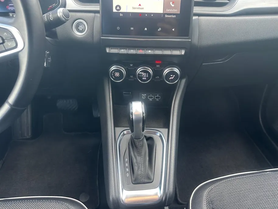 Renault Captur 1.3 TCe 130 Intens | Trekhaak | Camera | Cruise |