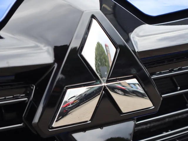 Mitsubishi Colt 1.6 HEV Intense