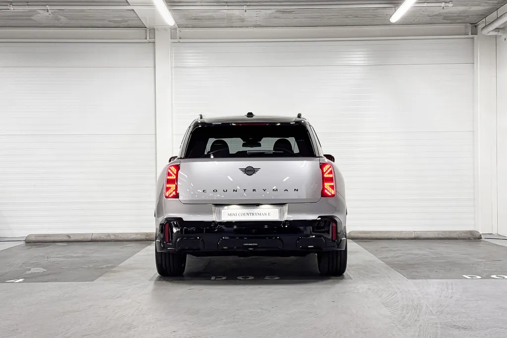 MINI Countryman Electric E John Cooper Works M