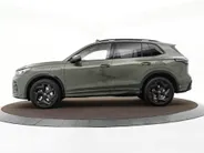 Volkswagen Tiguan 1.5 272pk DSG eHybrid R-Line Edition · Panoramadak · 360 Camera · Wegklapbare Trekhaak · Massage · Dodehoek Detectie · 19'' Inch · Garantie t/m 27-10-2029 of 100.000km