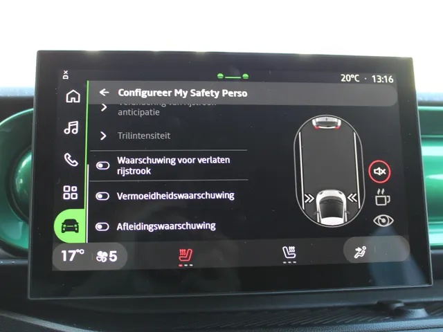 Renault Twingo urban range techno 27.5 kWh NIEUW MODEL TWINGO NU IN DE SHOWROOM! | DEMONSTRATIE AUTO, VRAAG NAAR BESCHIKBAARHEID |