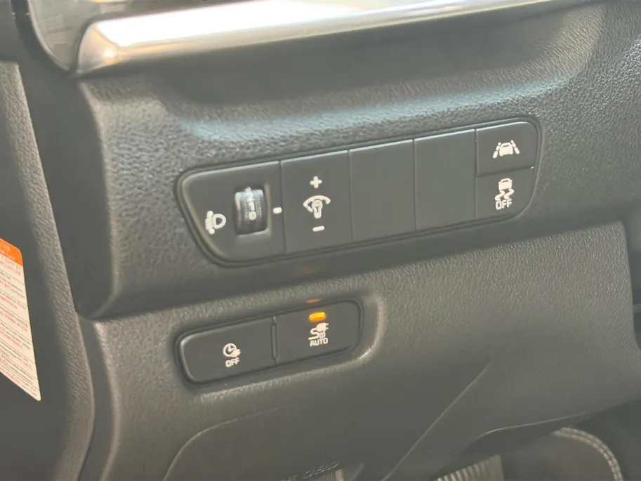 Kia e-Niro DynamicLine 64 kWh NAVIGATIE | CLIMATE CONTROL | CRUISE CONTROL | APPLE CARPLAY & ANDROID AUTO | ACHTERUITRIJCAMERA