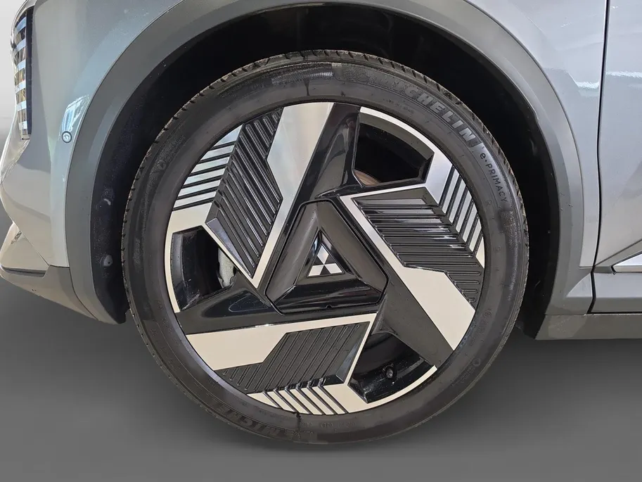 Mitsubishi Eclipse Cross Instyle 87 kWh Lederen bekleding | 360 camera | Stoel-/ stuurverwarming | Carplay / Android Auto | Panoramadak |