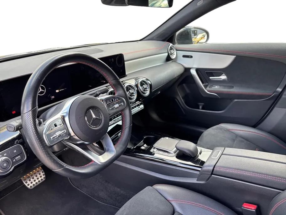 Mercedes-Benz CLA 250 e AMG Line | Adapt. Cruise Control | Rondomzicht camera | Apple Carplay/Android Auto | 18' inch velgen |