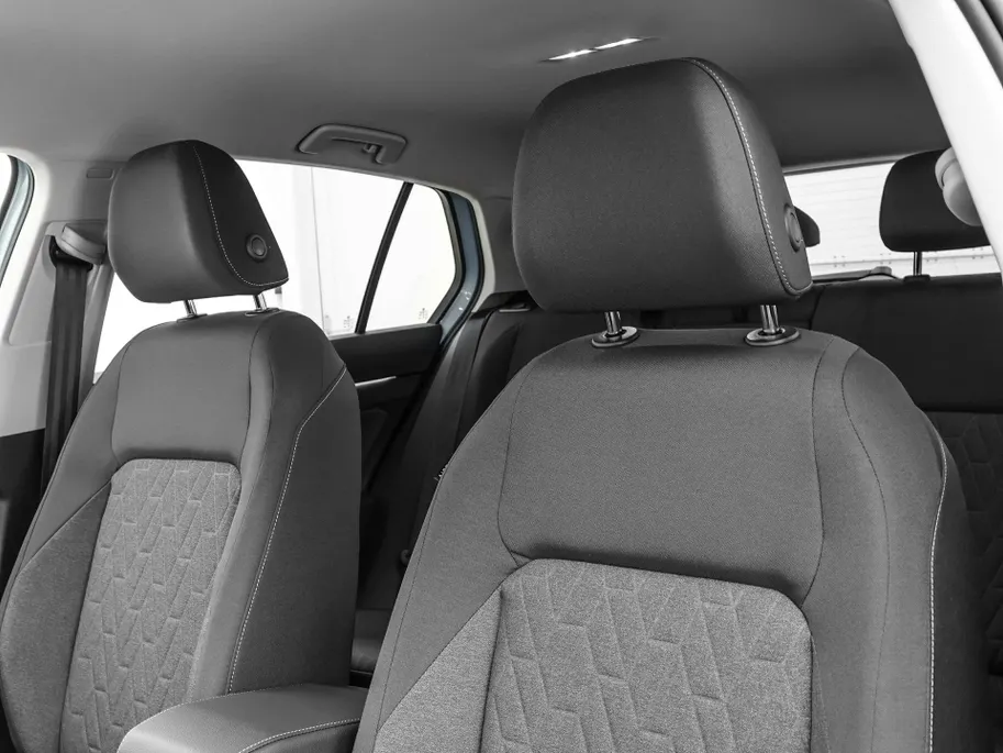 Volkswagen Golf Life Edition 1.5 eHybrid 204 PK 6 versn. DSG · Achteruitrijcamera · Draadloze telefoonlader · Comfort pakket ·