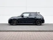 MINI Cooper 5-deurs 1.5 Cooper C John Cooper Works XL