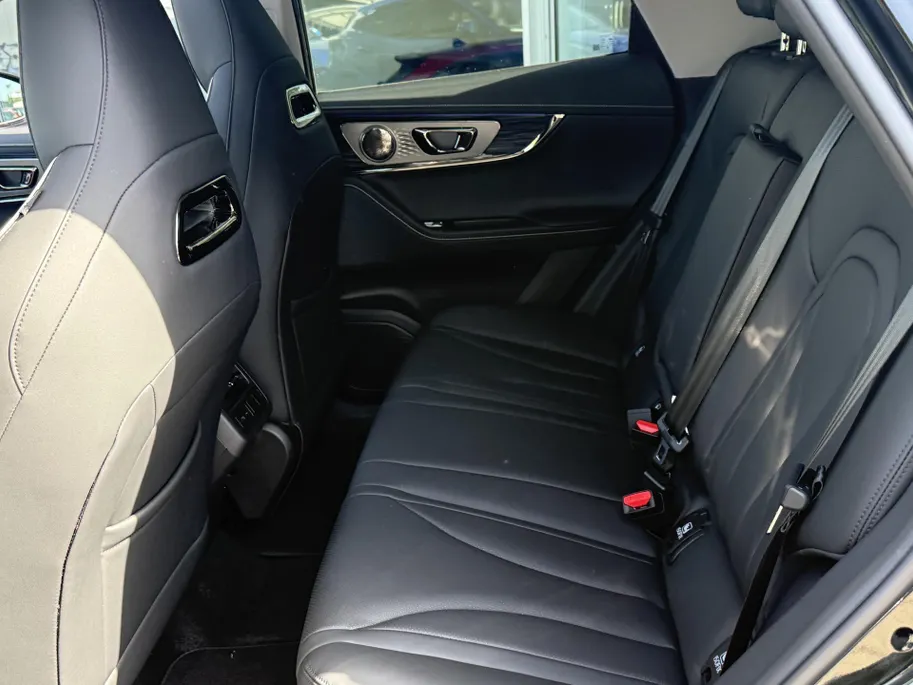 Omoda 5 EV Premium 61 kWh