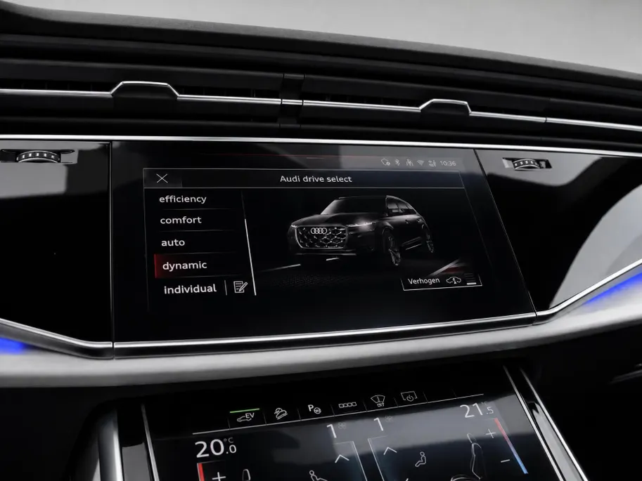 Audi Q7 55 TFSI e quattro Pro Line S 394 PK ·Leder bekleding · Assistentie. plus, remote park · Head-Up display · Glazen panorama dak · Bang & Olufsen