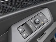 Volkswagen ID.7 Tourer Pro 77 kWh 210kW/286PK · Trekhaak · Navigatie · 360°Camera + parkeersensoren · Garantie t/m 17-10-2027