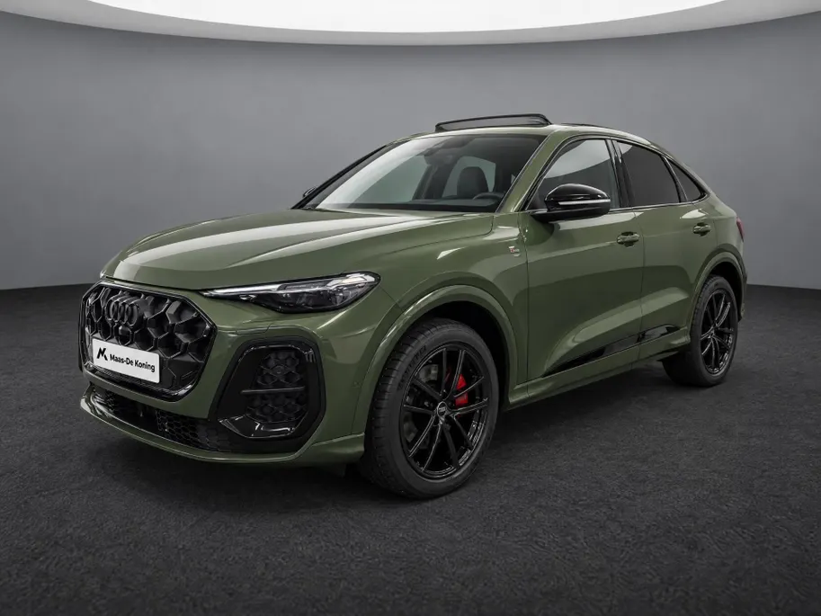 Audi Q5 Sportback e-hybrid quattro S edition Competition 367 PK · Glazen panoramadak · Head-up display · B&O premium 3D